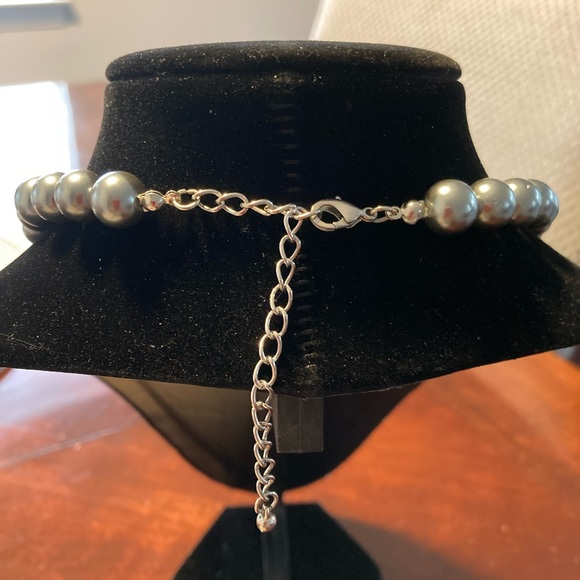 Necklace - Picture 2 of 3